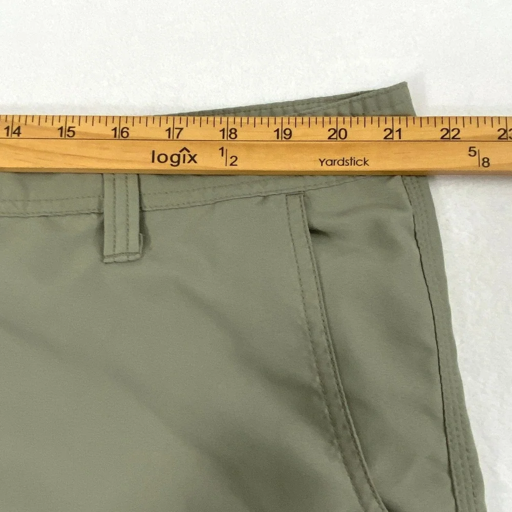 Magellan Cargo Shorts Mens 40 Water Repellent Olive Green Hiking Outdoor Utility